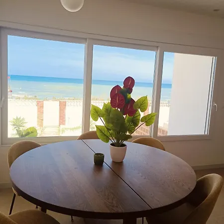 Vistas Y Terraza Panorámica Frente Al Mar En Denia, Rotas Apartamento Dénia