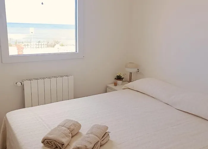 Vistas Y Terraza Panoramica Frente Al Mar En Denia, Rotas *