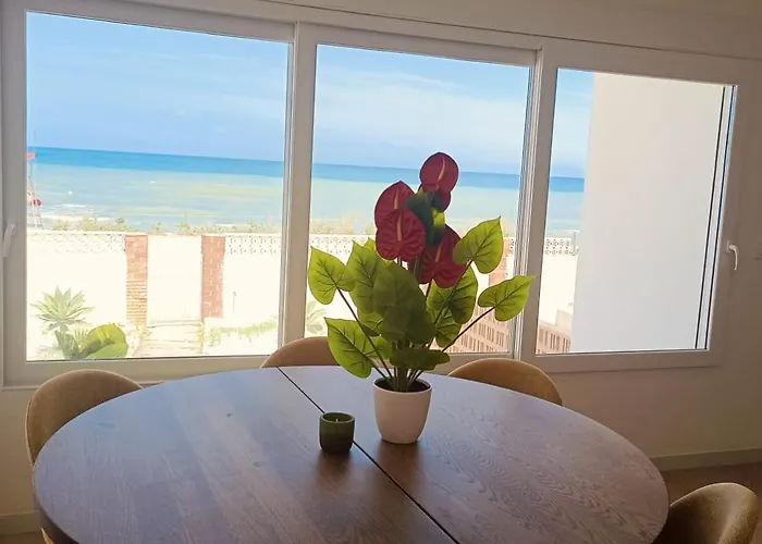 Vistas Y Terraza Panoramica Frente Al Mar En Denia, Rotas Апартаменты Дения